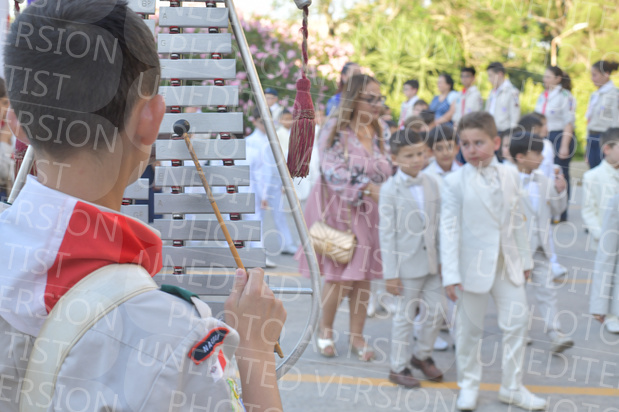 Holy-Communion_1296-1