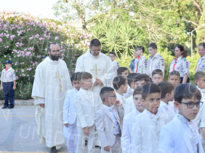 Holy-Communion_1302-1