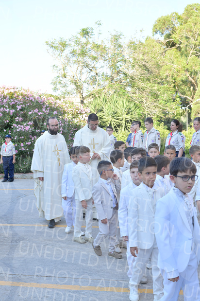 Holy-Communion_1302-1