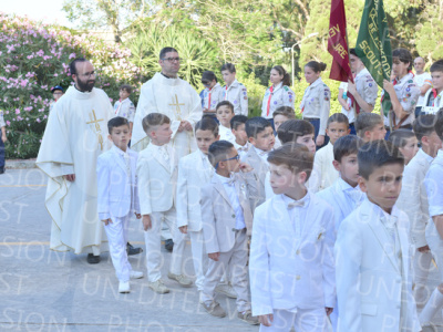 Holy-Communion_1303-1