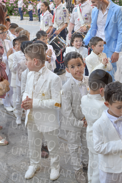 Holy-Communion_1305-1