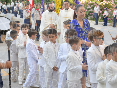 Holy-Communion_1309-1
