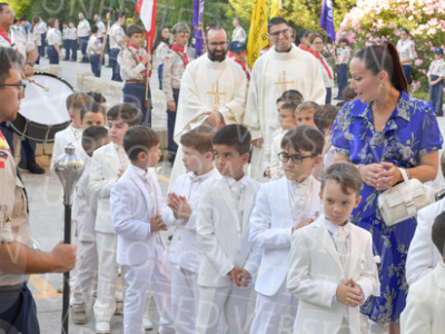 Holy-Communion_1312-1