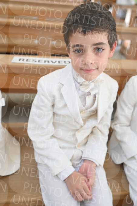 Holy-Communion_1323-1