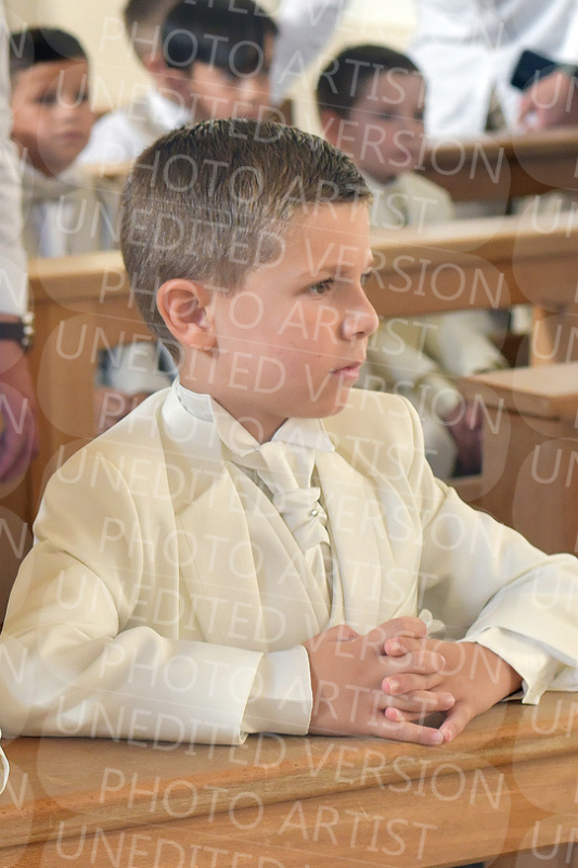 Holy-Communion_1357