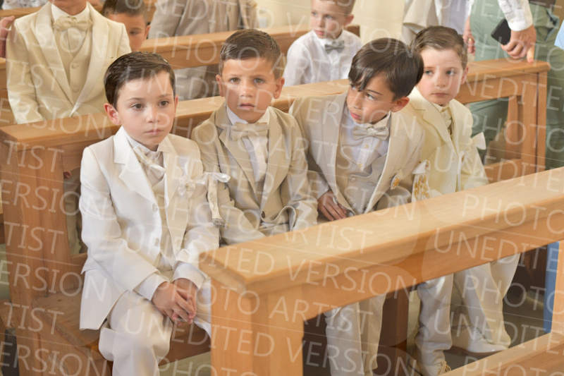 Holy-Communion_1377
