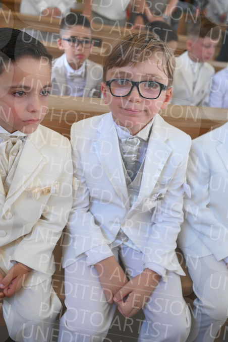 Holy-Communion_1386-1