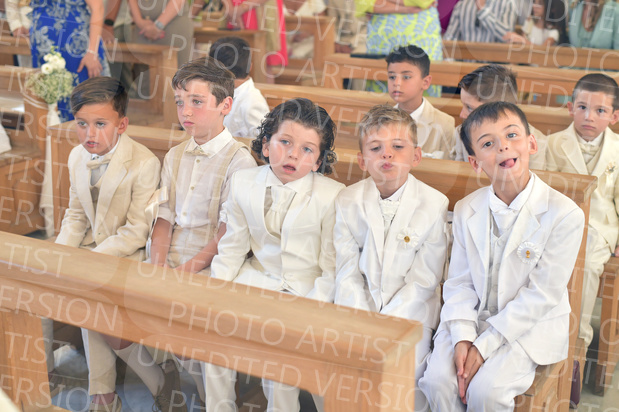 Holy-Communion_1402-1