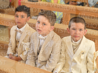 Holy-Communion_1415-1