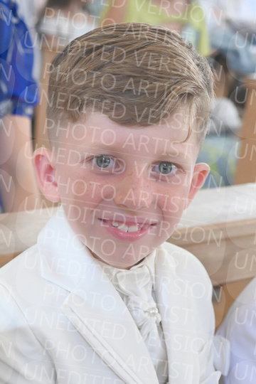 Holy-Communion_1436