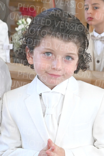 Holy-Communion_1462-1