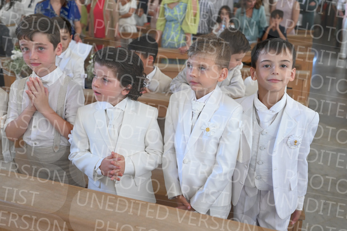 Holy-Communion_1467