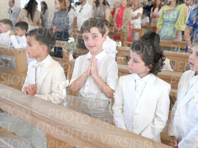 Holy-Communion_1468-1
