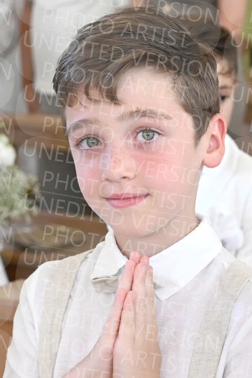 Holy-Communion_1469