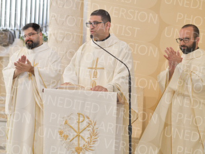 Holy-Communion_1473