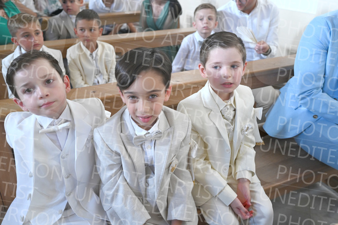 Holy-Communion_1503-1