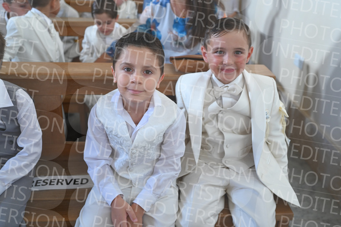 Holy-Communion_1519