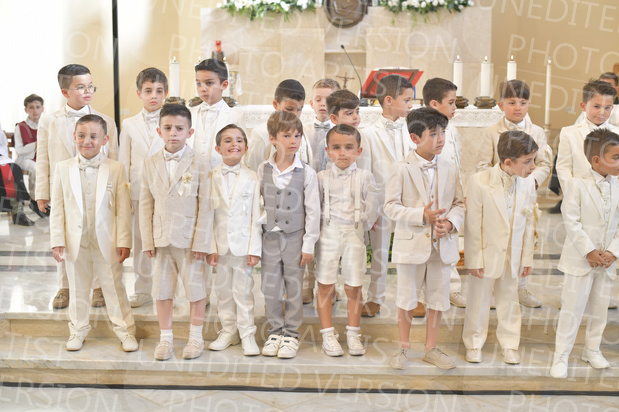 Holy-Communion_1530-1