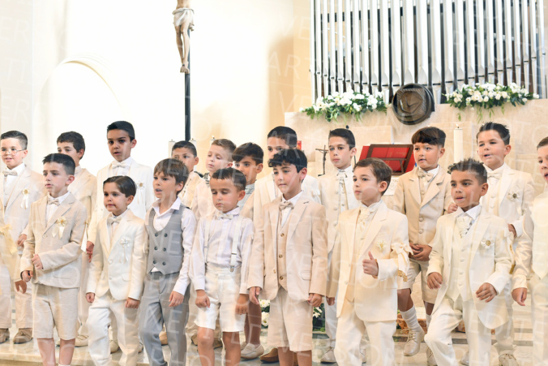 Holy-Communion_1556