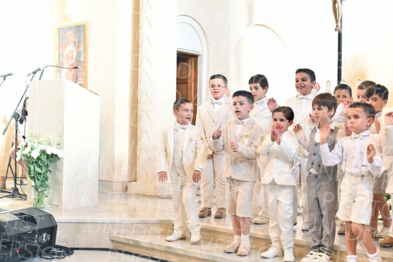 Holy-Communion_1566