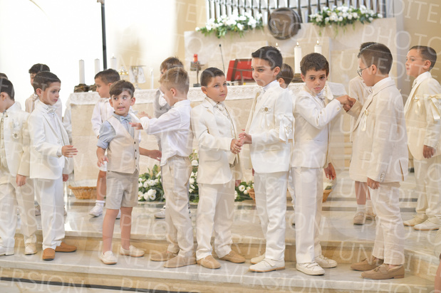Holy-Communion_1604-1