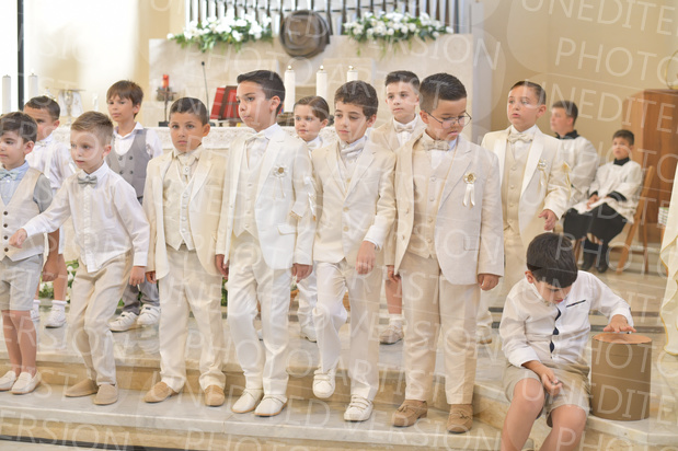 Holy-Communion_1618