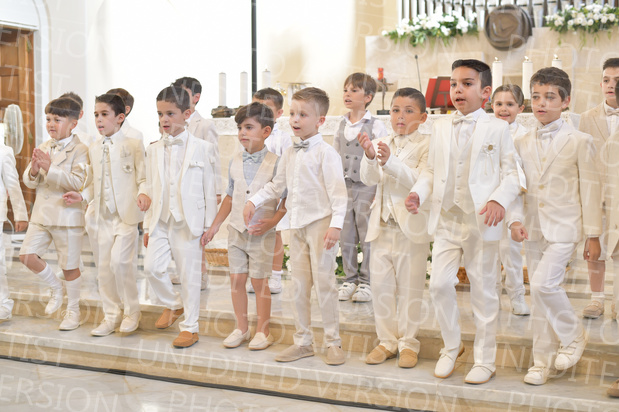 Holy-Communion_1619