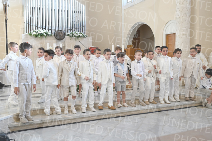 Holy-Communion_1625