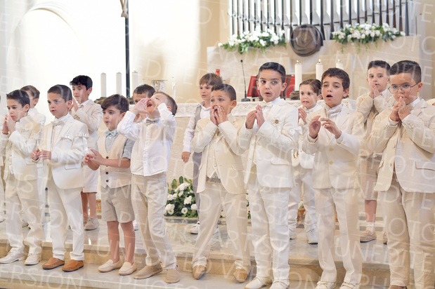 Holy-Communion_1635