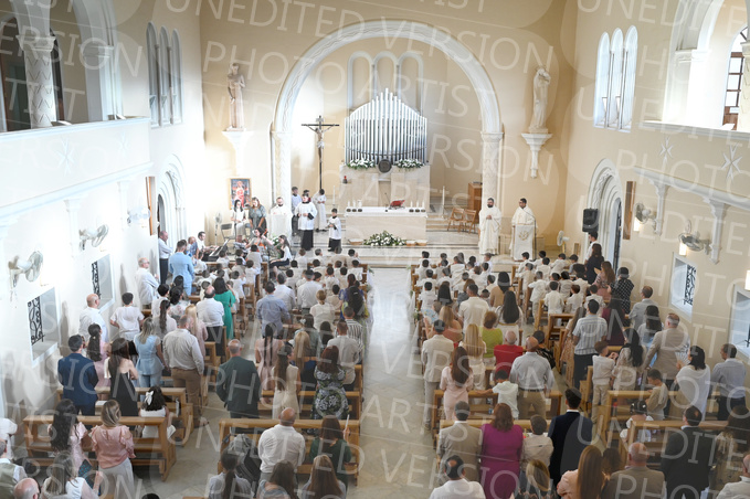 Holy-Communion_1702-1