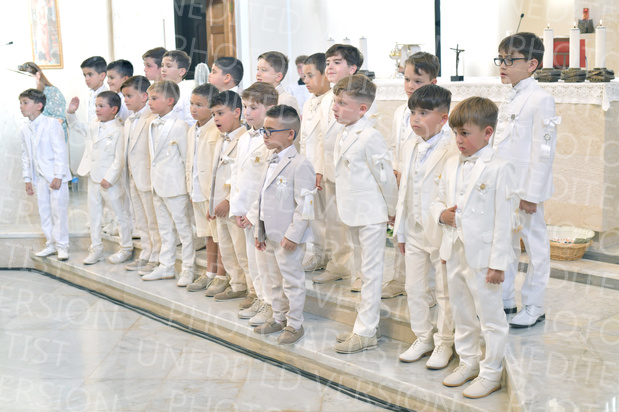 Holy-Communion_1716-1
