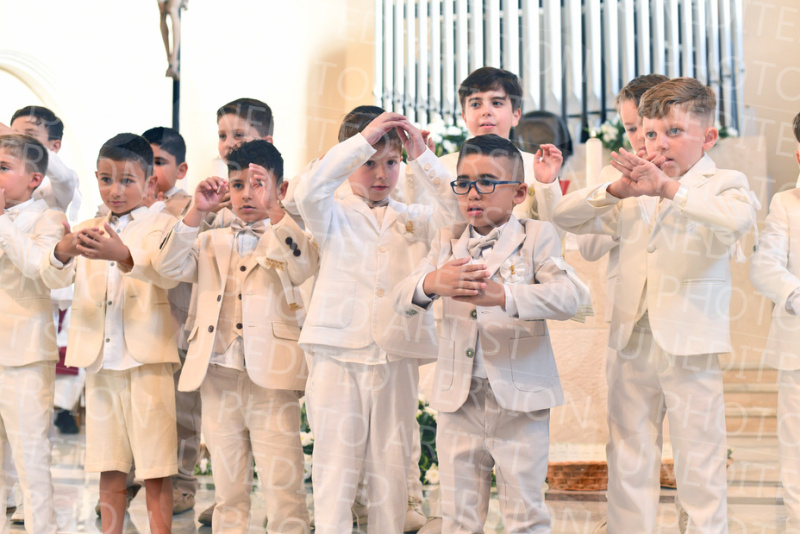 Holy-Communion_1728