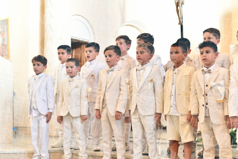 Holy-Communion_1744