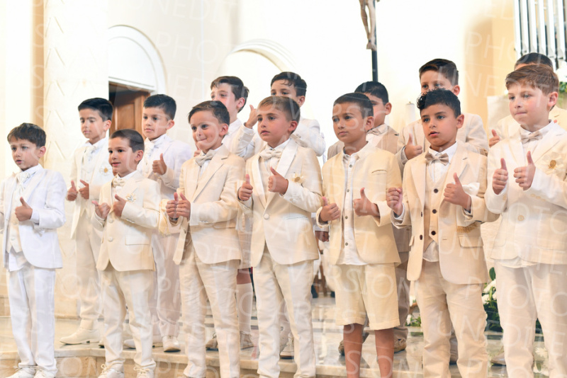 Holy-Communion_1748