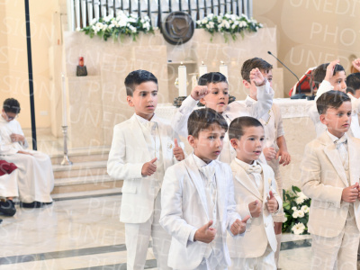Holy-Communion_1769-1