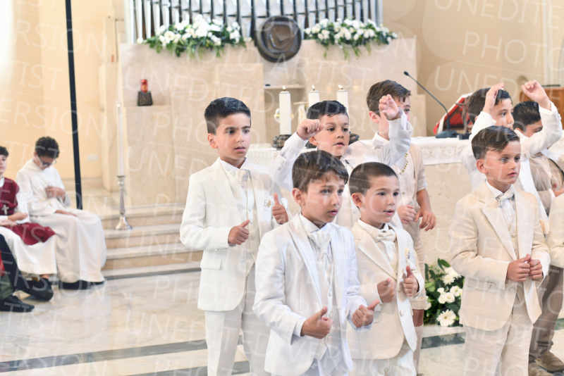 Holy-Communion_1769-1