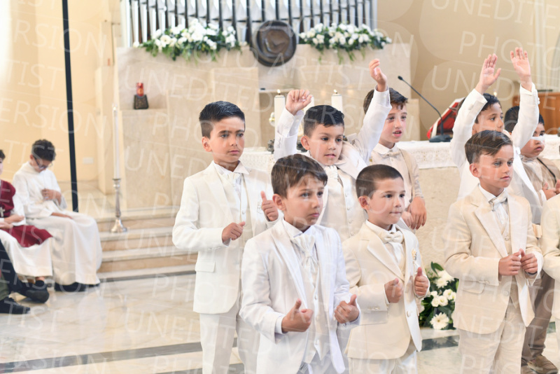 Holy-Communion_1770-1