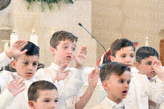 Holy-Communion_1801