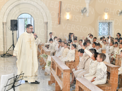 Holy-Communion_1811-1