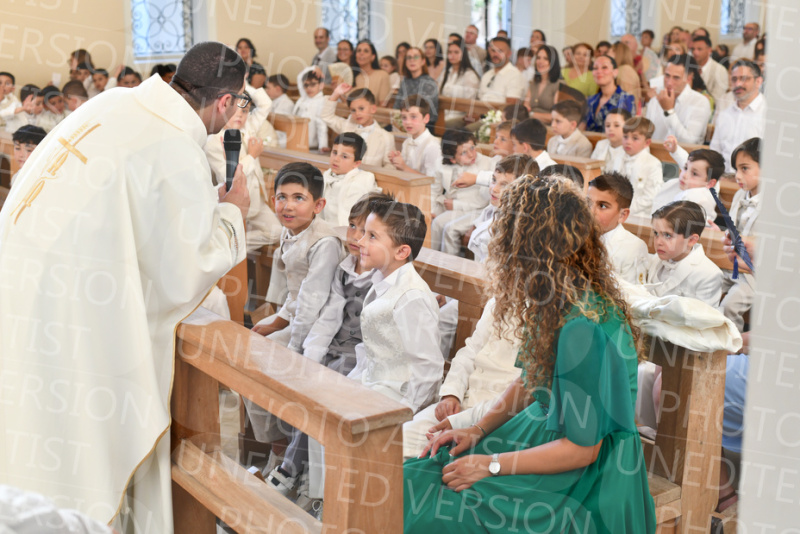 Holy-Communion_1819-1