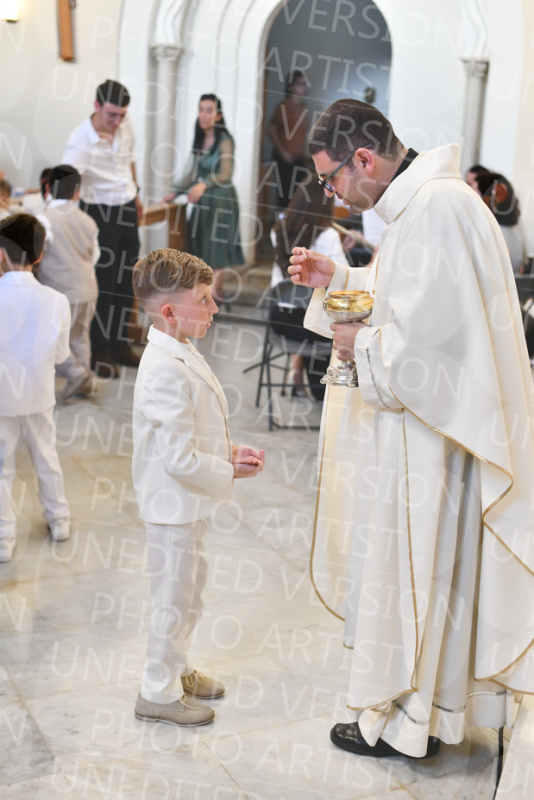 Holy-Communion_1976