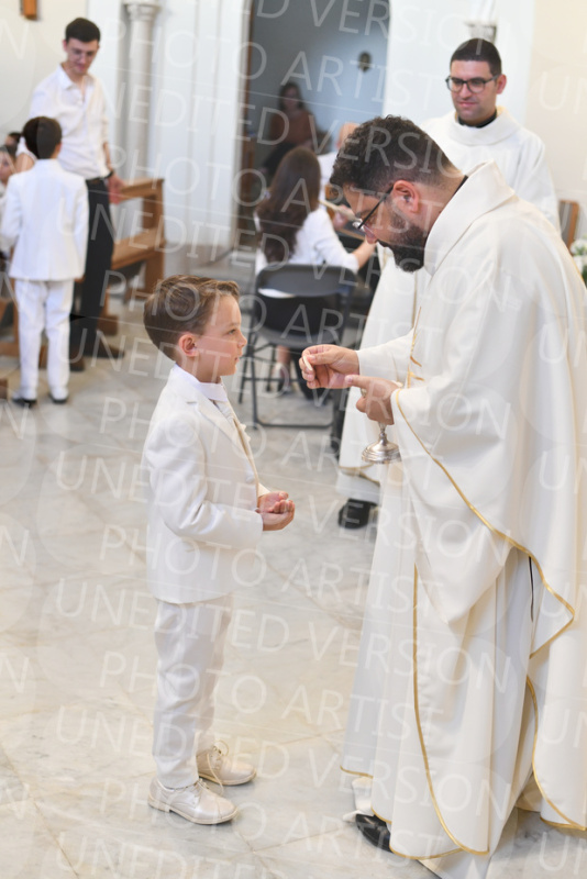 Holy-Communion_1991