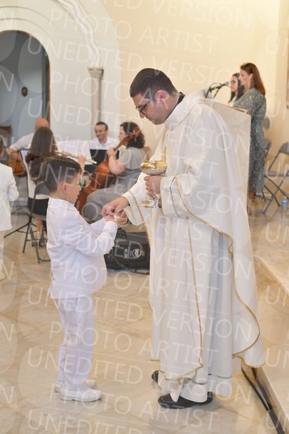 Holy-Communion_2005-1