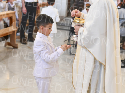 Holy-Communion_2008-1