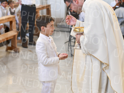 Holy-Communion_2011