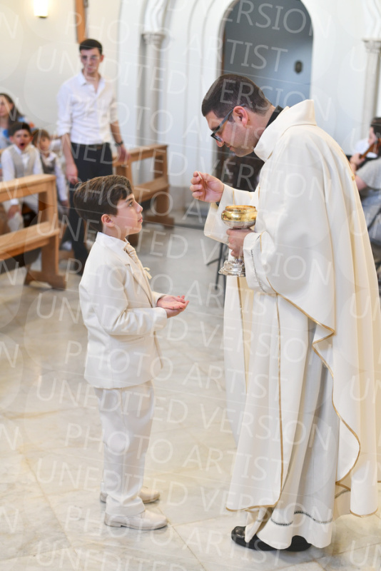 Holy-Communion_2015