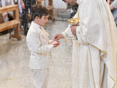 Holy-Communion_2016-1