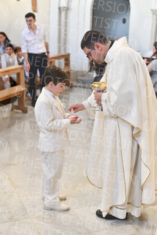 Holy-Communion_2017