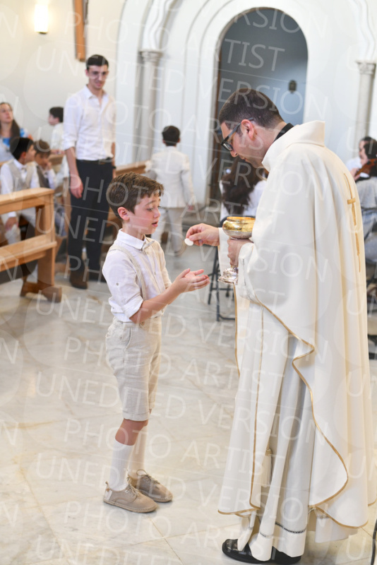 Holy-Communion_2024