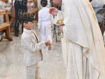 Holy-Communion_2038-1